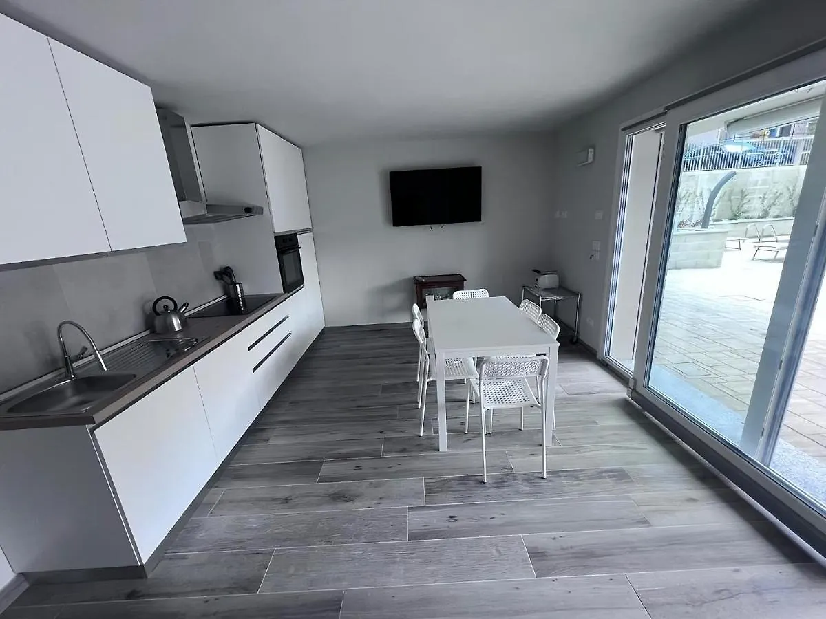 Holiday home Villa Claudia With Private Pool Colico