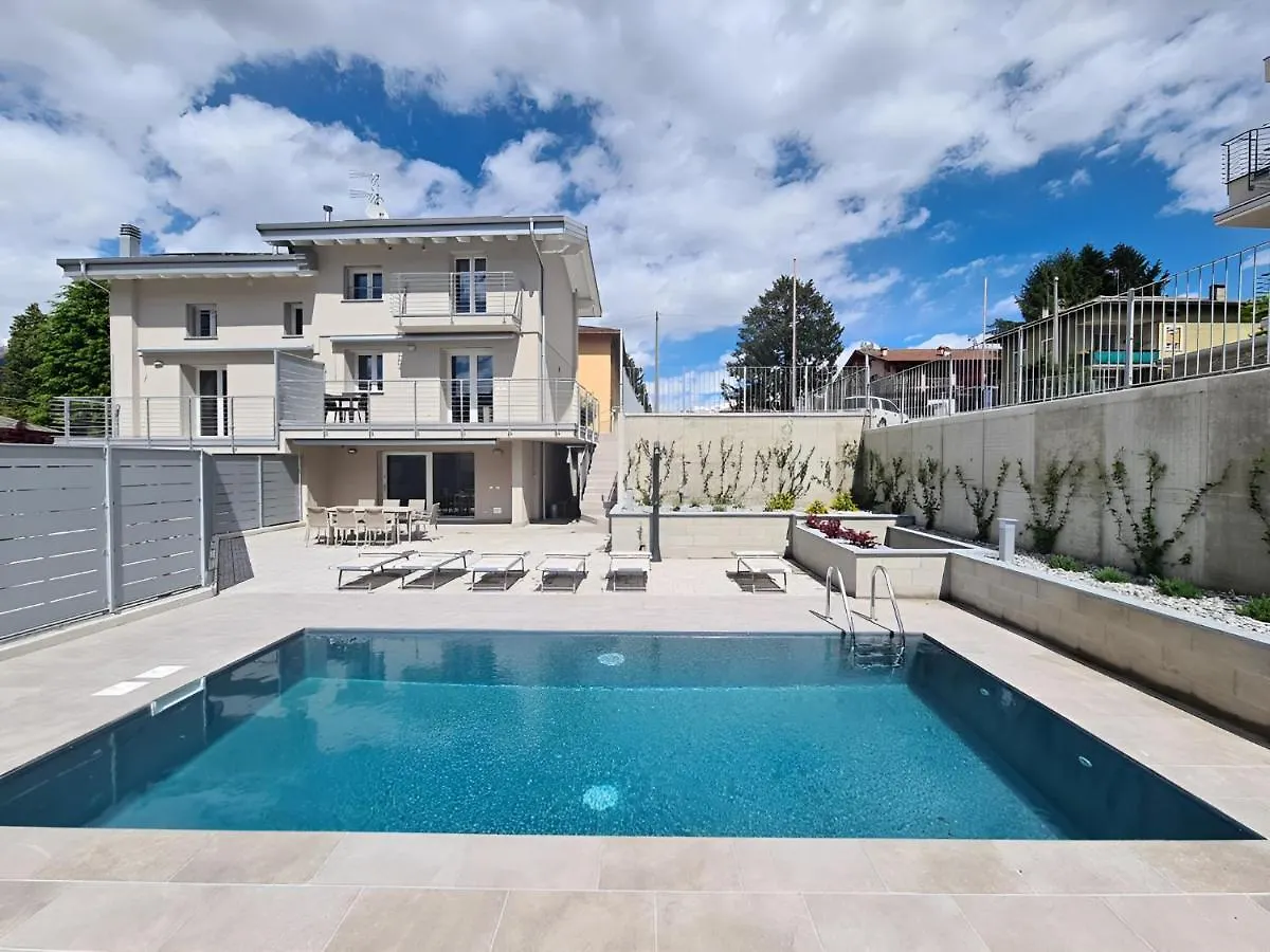 Villa Claudia With Private Pool Colico