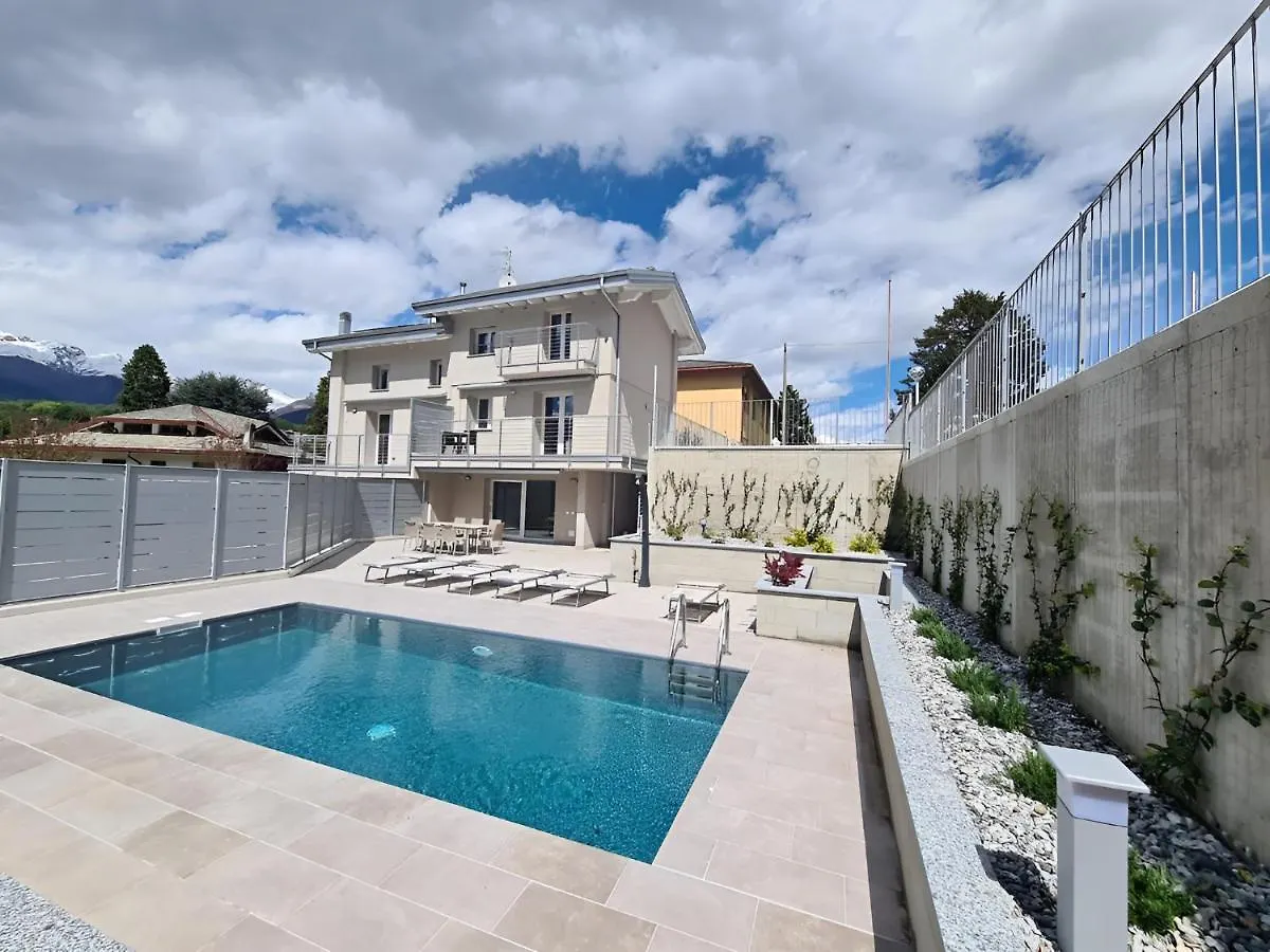 Villa Claudia With Private Pool Colico Holiday home