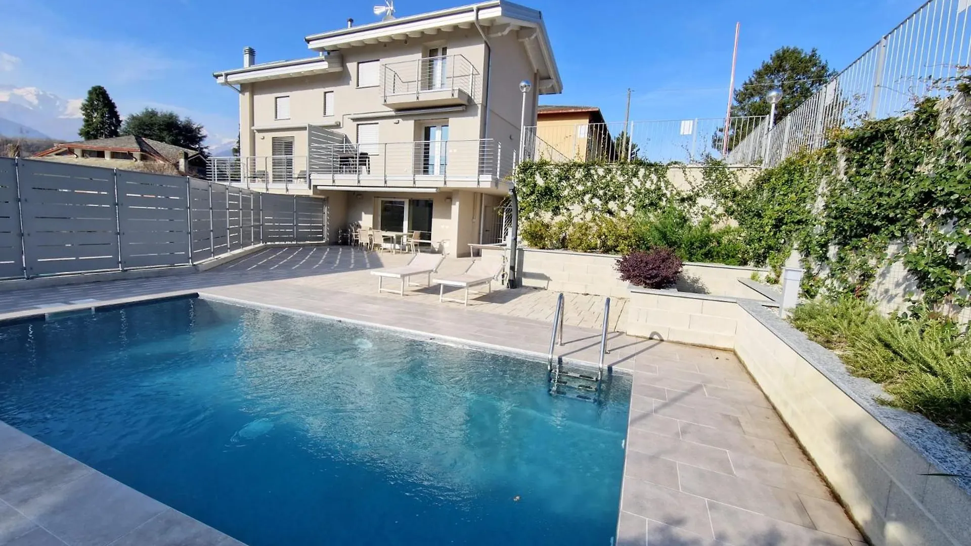 Villa Claudia With Private Pool Colico