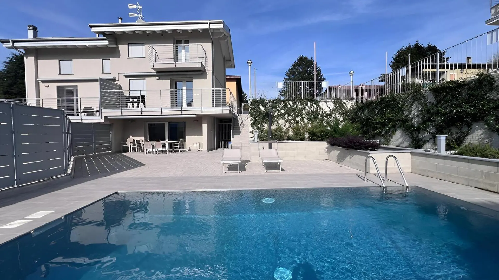 Villa Claudia With Private Pool Colico 0*,